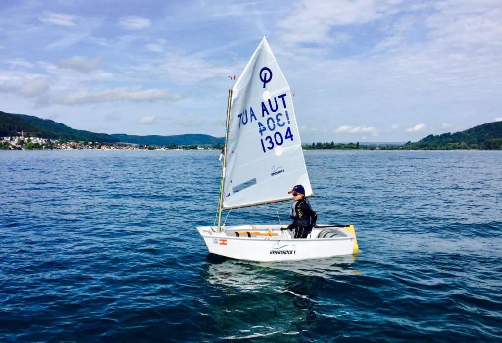 Sailing Classes: Learn to Become a Professional at Sailing